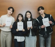 박보영♥최우식, 달달한 로맨스가 온다···넷플릭스 '멜로무비'