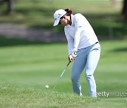 고진영, LPGA 시즌 첫 승 도전 [포토]