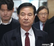 "최경환 막아야" 경산 윤두현 출마 포기…국힘 현역 6명 불출마