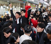 한동훈 "이재명과 비교해 달라"… 계양을 찾아 원희룡 지원 사격