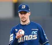 ‘KBO MVP’ 페디 영입한 CWS 단장 “성공 스토리 이어가기를” [현장인터뷰]