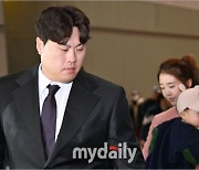 [MD포토] 류현진 '지현아 가자 한화 캠프로'