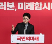 '정청래 자객' 공천에 위성정당 출범···與, 총선 준비 잰걸음