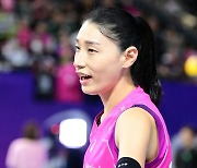 '역시 GOAT' 김연경 5라운드 MVP 선정! 통산 8회-역대 최다 수상자 등극했다... 남자부는 임동혁