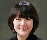 “사진속 낯익은 ‘여성’ 누군가 했더니” 아무도 몰랐다…10년후 네이버 ‘얼굴’ 될 줄은