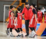 [KBL 유소년 주말리그] 마지막까지 위기였던 SK U-11, KCC U-11 꺾고 우승