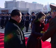 주애가 불 지핀 北 여성 지위 논란... 단속 걸리면 스키니진 찢겨[문지방]