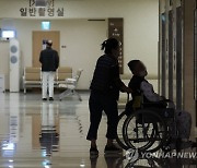 의협보다 의대 교수들, 협상 대표 주목