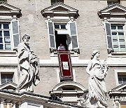 VATICAN POPE ANGELUS