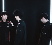 [LPL] 전패 탈출 EDG 알러 '내 가치를 증명해서 기쁘다'