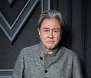 [Herald Interview] Choi Min-sik brings to fore charisma of shamanistic practitioners in 'Exhuma'