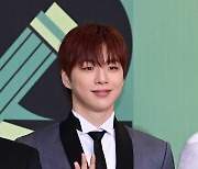 강다니엘, 위클리 최다 득표 주인공 (아이돌픽)