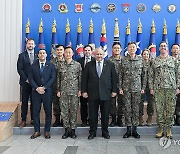 해군작전사령관, 미국 해군성 장관과 연합 방위 태세 논의