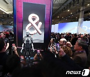 [MWC2024] AI 로봇 관심 집중