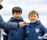 [b11 현장] 풋볼페스타 '6학년 우승 콤비' 리스펙트 신지우·박도원, "일본 가서도 이길 수 있어요"