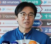 축구협회 "한국 축구대표팀 임시 사령탑에 황선홍 U-23 감독"