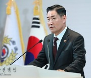 신원식 "北, 러시아향 포탄생산 풀가동…기술이전 노려"