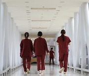 Legality issues linger as nurses fill treatment void Tuesday