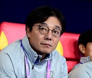 "황선홍 감독이 1순위".... KFA, 'K리그 비난 수용→올림픽 대표팀 감독 겸직으로 선회'[일문일답]