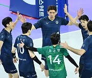 '무라드+정지석 39점 합작' 대한항공, 3-0으로 갈길 바쁜 한국전력 덜미 잡아+7연승 질주