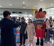 무안공항, 동남아 3개국 '무사증 입국' 내년 3월까지 연장