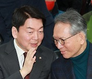 대화하는 안철수-김형오