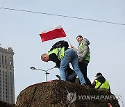 epaselect POLAND FARMERS PROTEST