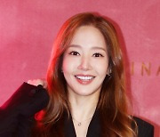 [왓IS] 박민영 “버티면 시간은 흘러”…전연인 논란, 심경 토로