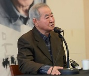 Author Yoon Heung-gil publishes his novel ‘Tattoo’ in 35 years