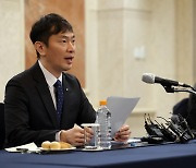 이복현 금감원장 “기준미달 상장사, 거래소 퇴출시킬 것” [투자360]