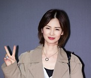 [T포토] 이소라 '시크한 브이'