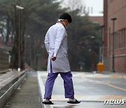 ‘전공의 돌아오라 호소에도’…강원 병원 전공의 이탈 여전