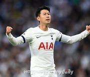 "손흥민 강한 의지 통했다! 사우디 백기투항"…사우디가 원하는 'EPL 8인 명단'에서 제외! '살라-덕배-반 다이크'는 포함