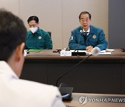 한총리, 보훈병원 찾아 "환자 지키는 의료진 덕택에 진료 유지"