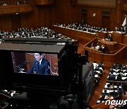 일본 1000조원 규모 예산안 중의원 통과…역대 최대 방위비 포함