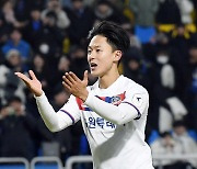 [포토]PK골로 개막전 승리를 이끈 수원FC 이승우