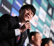 [GOAL 인천] ‘감독 데뷔전’ 수원FC 김은중 감독 “선수 시절이 더 떨려...매 경기 총력전”