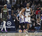 APTOPIX Kings Timberwolves Basketball