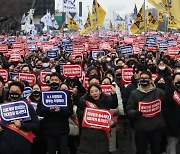 '복귀 전공의' 고작 6%... 韓총리 "정부의무 이행"[의료파업 극한 대치]