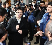 NYT “인구감소 한국, 외국인 노동자에 의존하면서 보호는 부실”