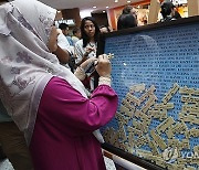 Malaysia Missing Plane Families