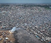 NIGERIA-LAGOS-MAKOKO-FLOATING SLUM