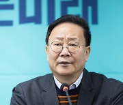 소감 말하는 박견목 전 준장