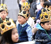 '입학해서 기분 좋아요'