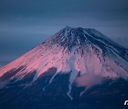 日후지산, 인기 등산코스 유료화…7월부터 1만8000원씩 걷는다