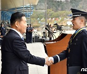 공군사관학교 졸업식 참석한 신원식 장관