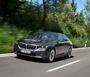 벤츠 또 제친 BMW, 2개월 연속 수입차 판매 1위