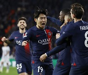 이강인 챔피언스리그 첫 도움+음바페 결승골…PSG 8강행