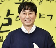 검찰, 장항준 감독 소환조사…카카오 바람픽쳐스 고가 인수 의혹