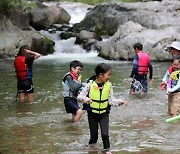 '아이들이 행복한 자연 배움터' 인제군 산골생태유학 시작